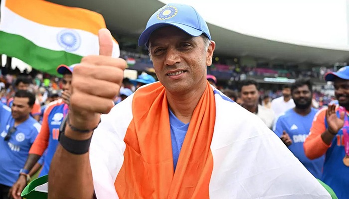 Rahul Dravid ने टीम इंडिया से जाते हुए कर दिया ऐसा काम, पूरा भारत कर रहा है सलाम