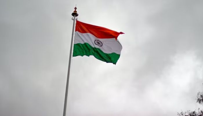 Independence Day: अगर घर में फहरा रहे है झंडा तो इन नियमों को मान लें , वर्ना जेल तक जानें की आ जाएगी नौबत