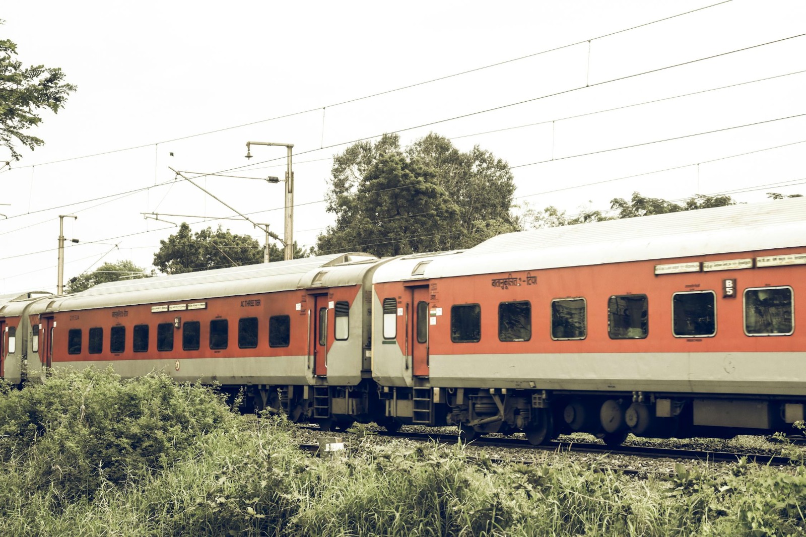 Indian Railway:अगर आपकी ट्रेन गई छूट, तो किसी और को नहीं होगी आपकी सीट आल्लोट, रेलवे का नया नियम