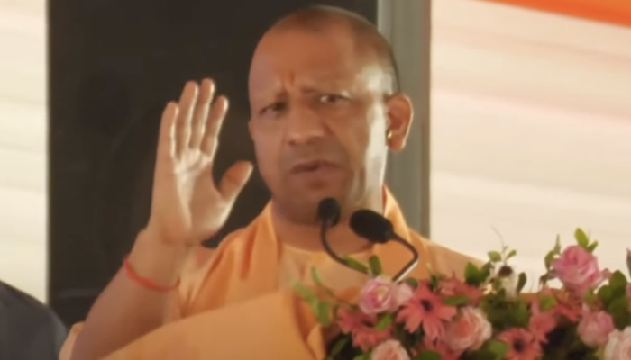 फायरब्रांड Yogi की भीषण चेतवानी अचानक कहा - 'कल गर्मी थी मगर आज मौसम बहुत शानदार है' | Yogi Angry