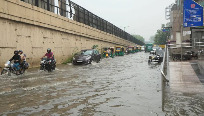 Delhi: दिल्ली में जलभराव से होने वाली मौत का कौन होता है जिम्मेदार, जानें