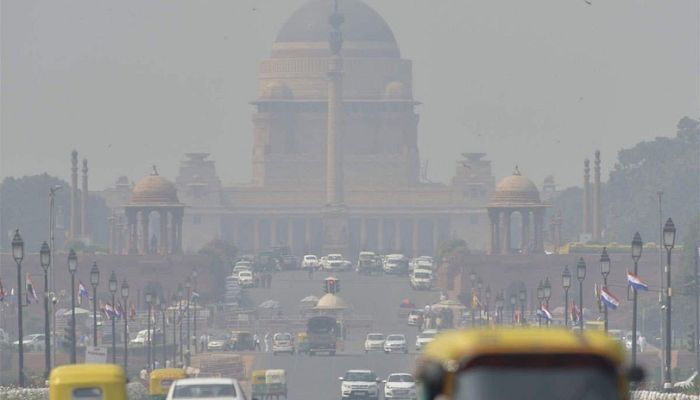 प्रदूषण कि वजह से अस्पतालों में बढ़ी सांस और आंख के मरीजों की संख्या, AQI लेवल खतरे के पार