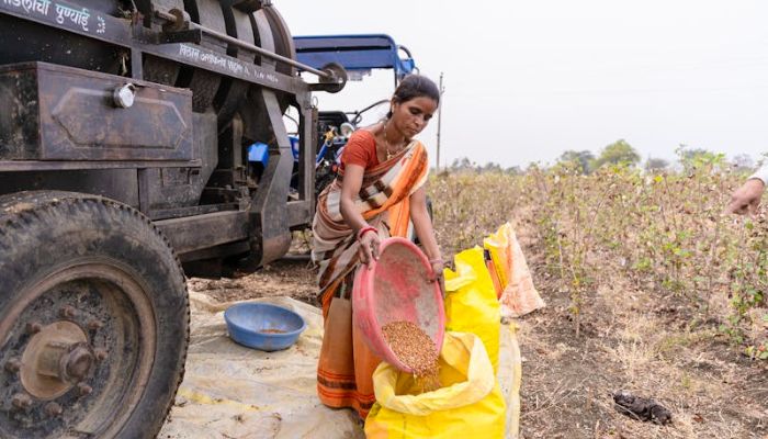 PM Kisan Yojana: जारी हुई 18 वीं क़िस्त की तारीख, इस दिन आएंगे किसानों के खाते में हजारों रूपये