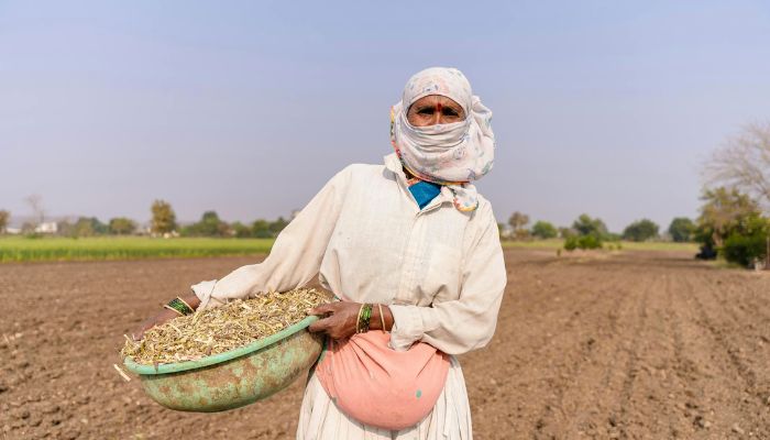 PM Kisan Yojana: इस बार किसानों के खाते में ट्रांसफर होंगे 5 ,000 रुपये, जल्दी कर लें ये काम