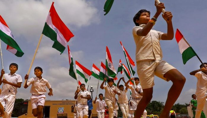 Flag Hoisting Rules: 15 अगस्त को इस समय से पहलें फहराया झंडा तो पड़ सकता है भारी, जानें क्या है नियम ..