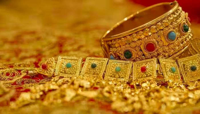 Gold Insurance: अगर हो गई है आपकी ज्वेलरी चोरी, तो ऐसे मिलेंगे पूरे पैसे ....