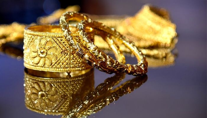 Gold Rate: सोने के दामों में आई इतनी भयंकर गिरावट, आज नहीं ख़रीदा तो पड़ेगा पछताना