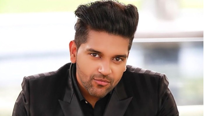 किसान आंदोलन पर Guru Randhawa ऐसा क्या बोल गए, लोगों ने लगा दी क्लास !