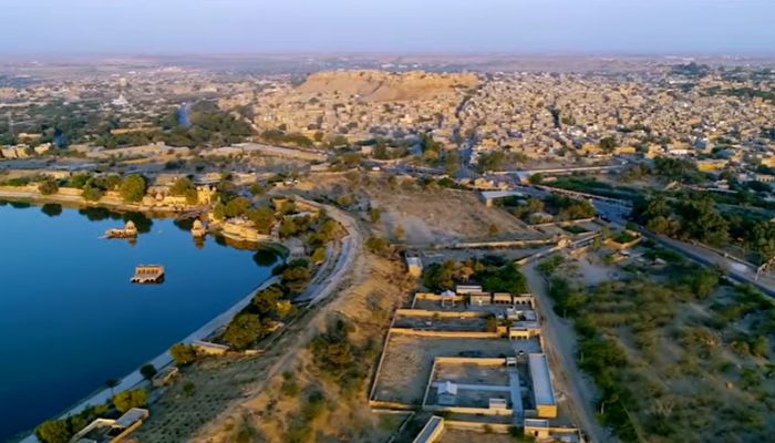 Pakistan Border पर फाइव स्टार सुविधाओं वाला अद्भुत गांव, Jaisalmer का ये ‘जादू’ नहीं देखा तो क्या देखा