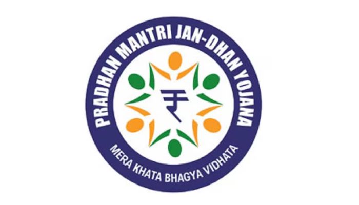 PM Jandhan Yojana: इस योजना में खाता खुलवाने से क्या होता है फायदा? जानें कितना मिलता है लाभ