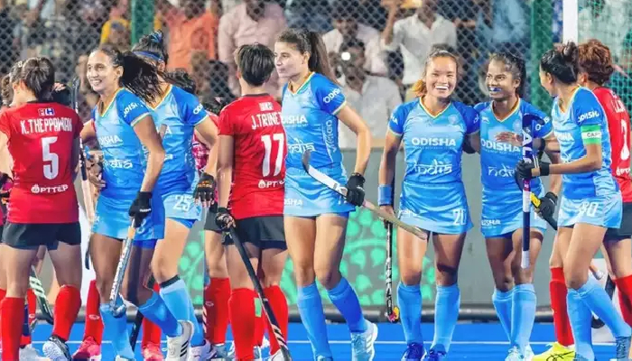 Asian Champions Trophy : भारतीय महिला हॉकी टीम ने जापान को 3-0 से रौंदा ,सेमीफाइनल में बनाई जगह