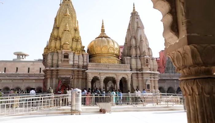 Kashi Vishwanath Temple Fraud : बाबा विश्वनाथ मंदिर के दर्शन करने जा रहे है तो हो जाएं सतर्क, इस तरह हो रहा है फर्जीवाड़ा