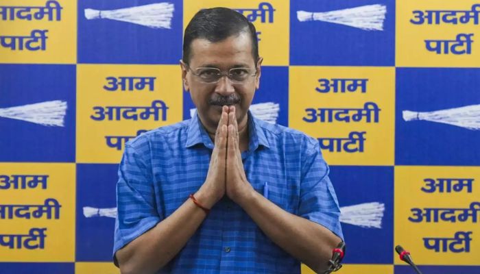 केजरीवाल ने सफाई कर्मियों को चाय पर किया आमंत्रित, कहा-'उनकी मेहनत का आदर करना हम सबका कर्तव्य है'