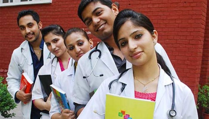 खुशखबरी! मेडिकल कॉलेजों की संख्या बढ़ी, MBBS की सीट 780 से बढ़कर 1,18,137  हुईं