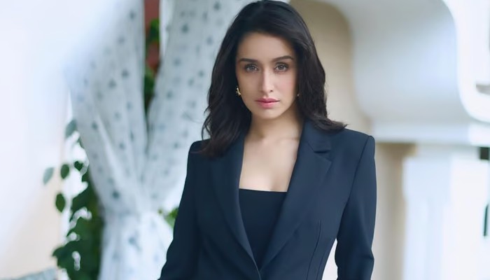 Shraddha Kapoor ने क्यों आधार कार्ड दिखाने से किया इंकार, वजह जानकर होंगे दंग !