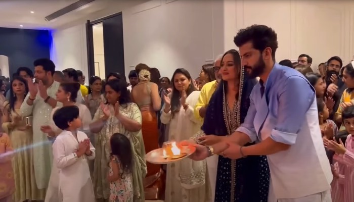 Sonakshi ने Zaheer संग की गणपति पूजा तो भड़के लोग, बोले - अब रोजा भी रखना पड़ेगा