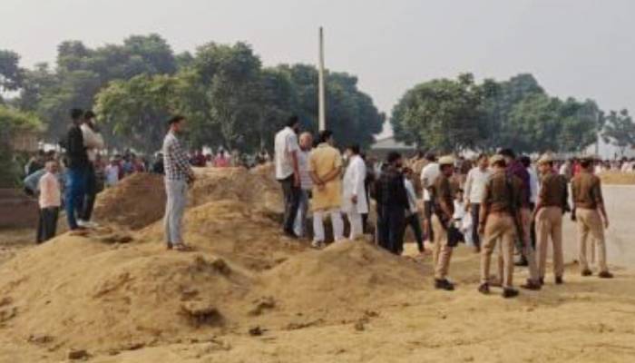 कासगंज में हुए हादसे पर मुख्यमंत्री योगी ने जताया शोक , घायलों का जल्द इलाज करवाने का दिया निर्देश