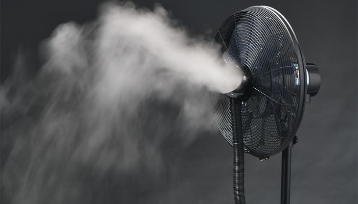 Water Sprinkler Fan: गर्मियों में ये पंखा करेगा ठंडे पानी की बौछार, भूल जाएंगे AC-कूलर!