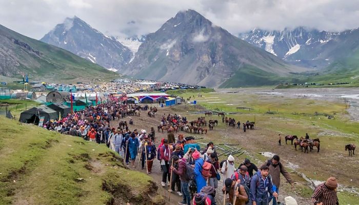 Amarnath Yatra: अमरनाथ यात्रा की हो रही है शुरुआत, जानिए कैसे करें ऑफलाइन रजिस्ट्रेशन